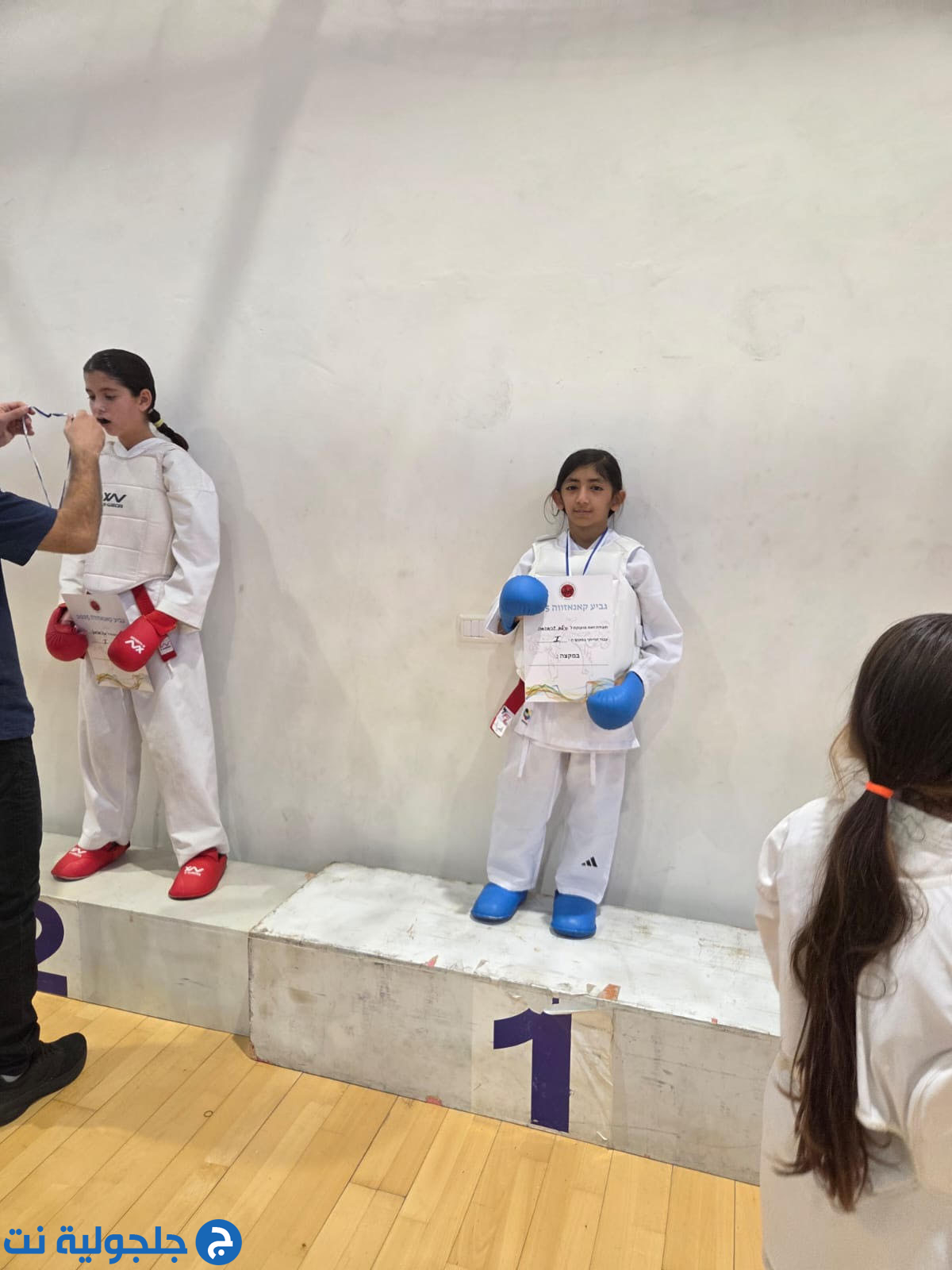 أبطال مدرسة حسني عرار للكراتيه وفنون القتال يحصدون الذهب في بطولة كأس كانيزاوا القطرية – حيفا 